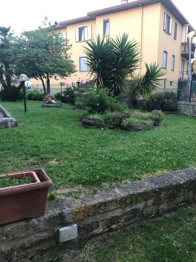 B&B Anna Bolsena Bagian luar foto