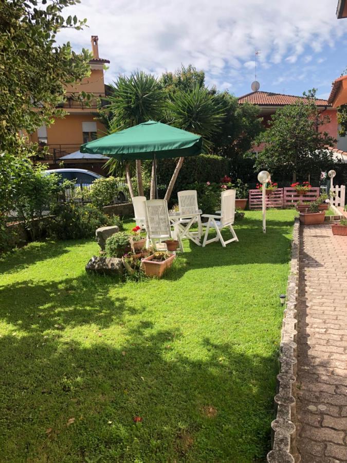 B&B Anna Bolsena Bagian luar foto
